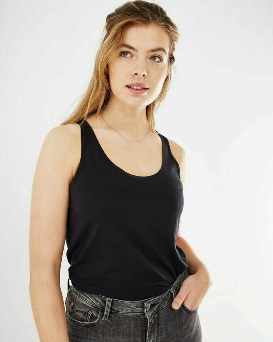 schwarz 42PB182 sievietes Mexx roos tanktop melns