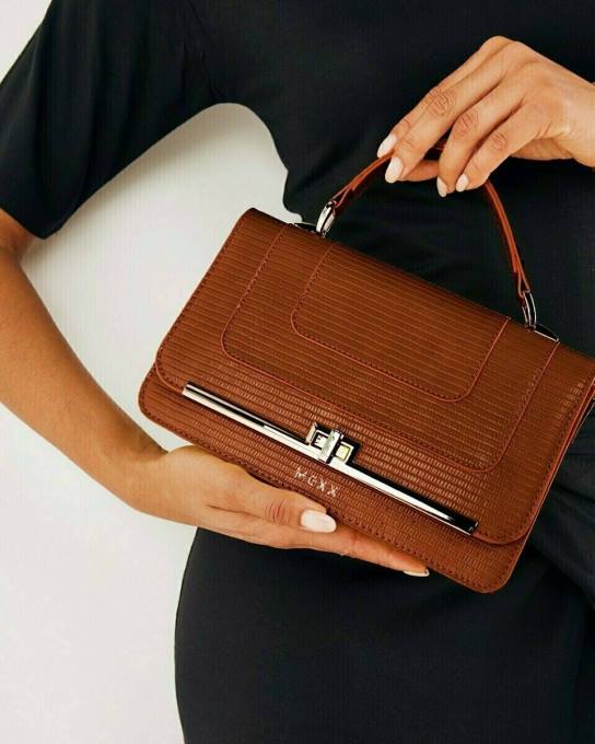 brūns 42PB435 sievietes Mexx flapover crossbody soma brūna